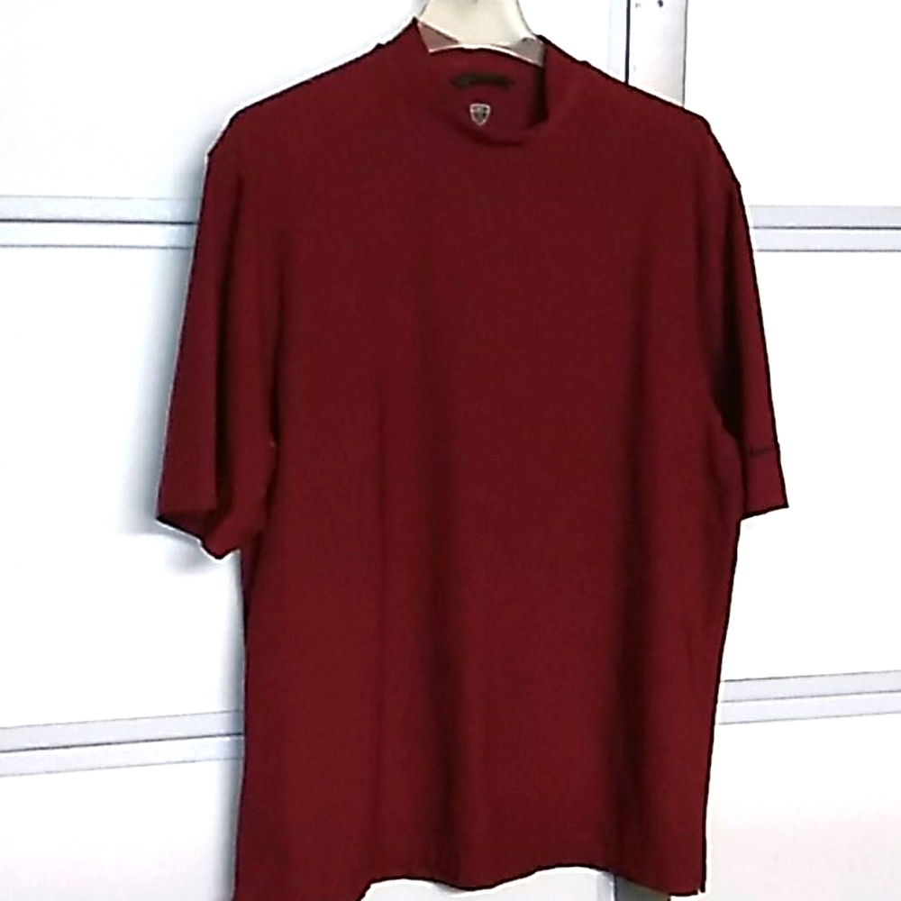 Nike Golf men's sport shirt XL, maroon color short sleeve
